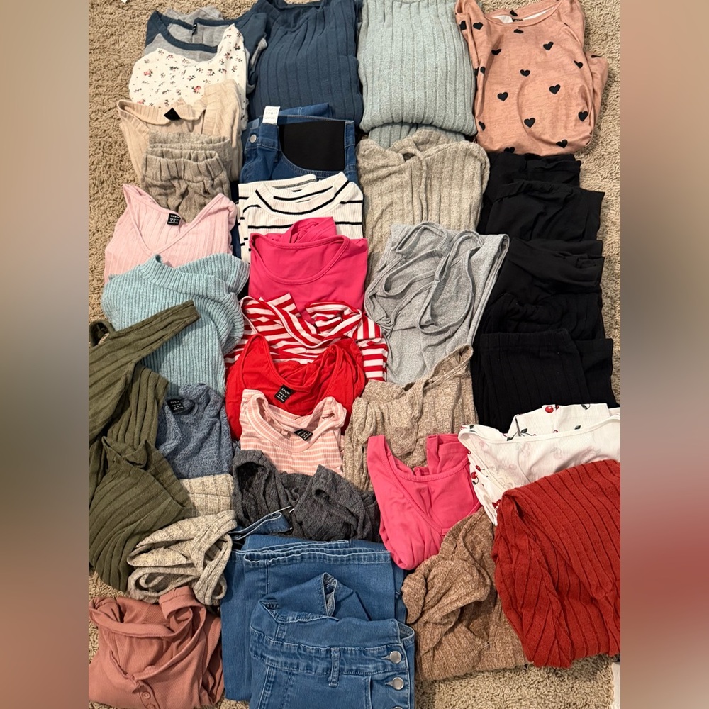 Maternity clothes